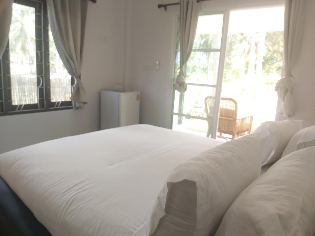 Nice Home Stay At Samroiyod Baanphakrimlay Exterior foto